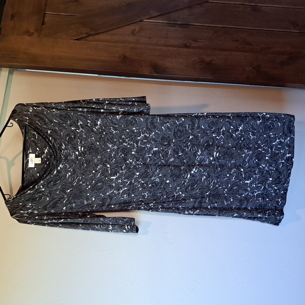 Ann Talyor loft 3/4 sleeve knit dress